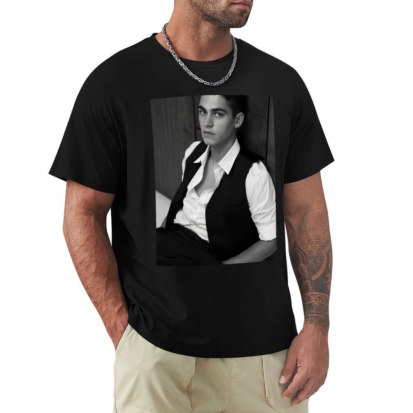 Hero Fiennes Tiffin - TINGS Ma - Mens Fashion Magazines recensie en prijs